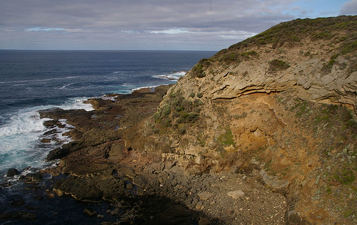 Limestone over basalt, Cape Nelson, Cape Nelson State Park, near Portland, VIC, 23/02/12 | by Russell Cumming