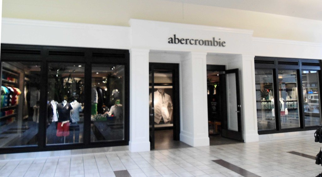 Abercrombie new look Alderwood Mall WA 