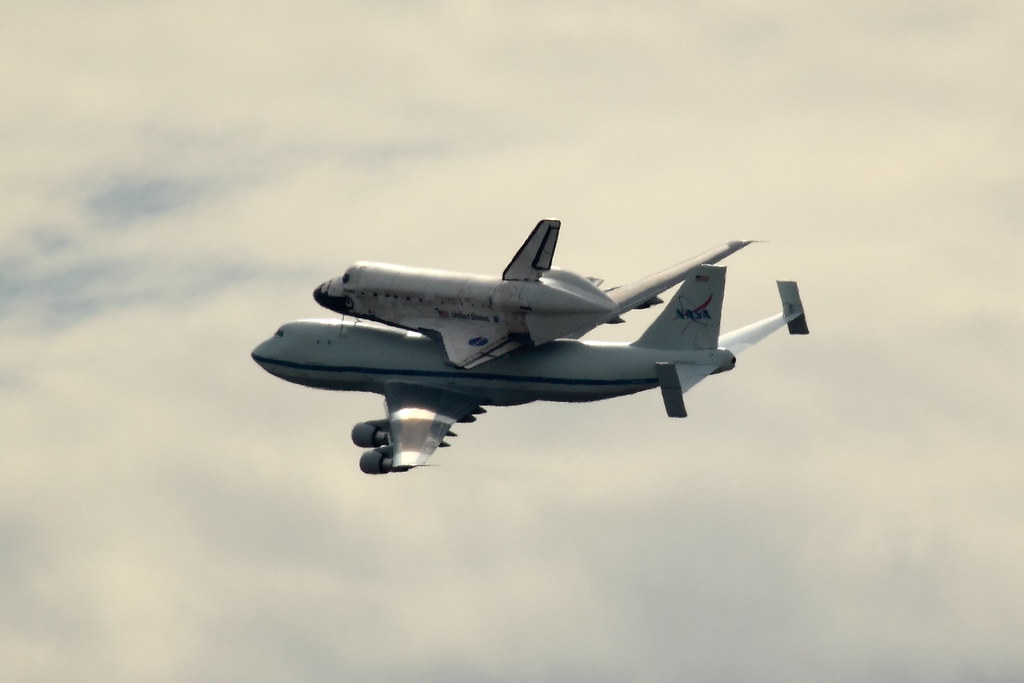 Space Shuttle Discovery on 747 Departing
