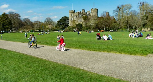 MALAHIDE CASTLE [THE TALBOT FAMILY] REF-108921 | At Malahide… | Flickr