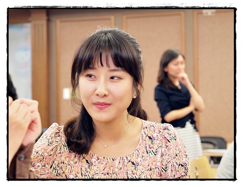 the SOS - How to be Confident | by inhyuksong