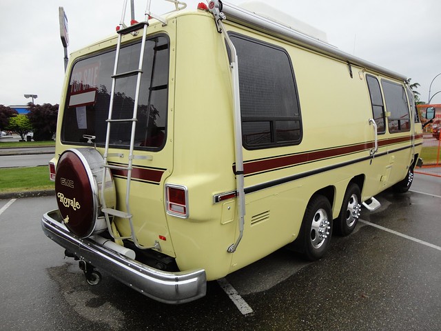 1977 GMC Motorhome Royale - a photo on Flickriver