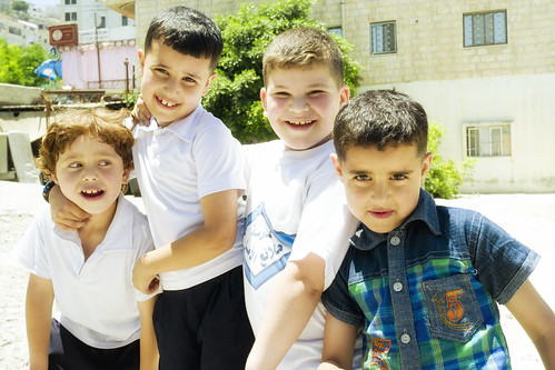city boys kids happy palestine westbank nablus laughter territories palestinian vestbredden