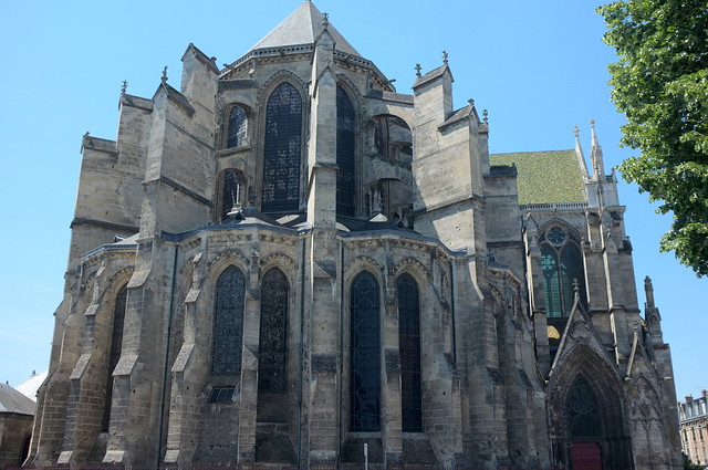 Chevet et arcs-boutants de la Cathédrale de Soissons - Aisne