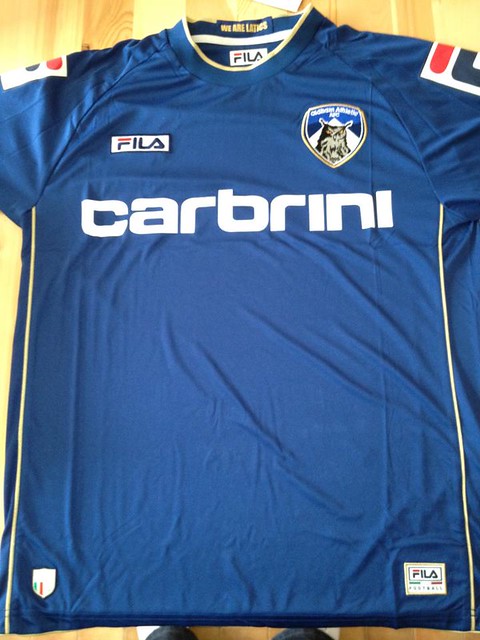Oldham Athletic new Home kit