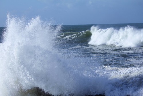 big swell viewed from Snapper Rocks | by donnas3
