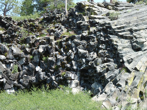 Basalt columns at the Devil's Postpile | by Alex Kidner
