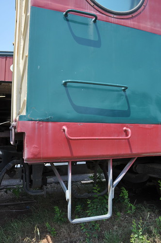 Milwaukee Road Coach 604, ex-489 - Grab Iron Detail | by skytop45