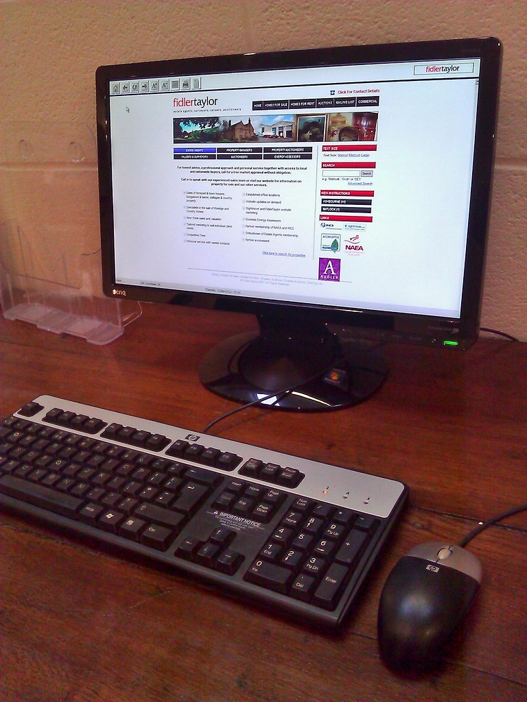 Public Computer Kiosk
