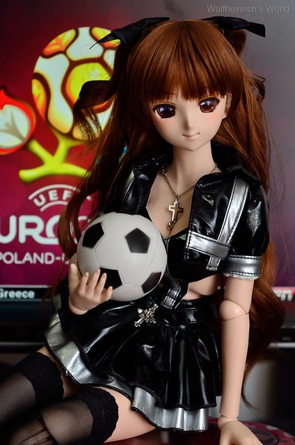 Euro2012 and Dollfie Dream Rina Ogata