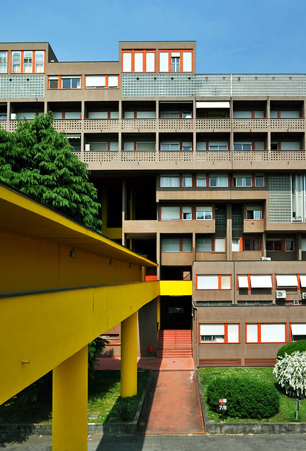 Gallaratese II Housing / Carlo Aymonino