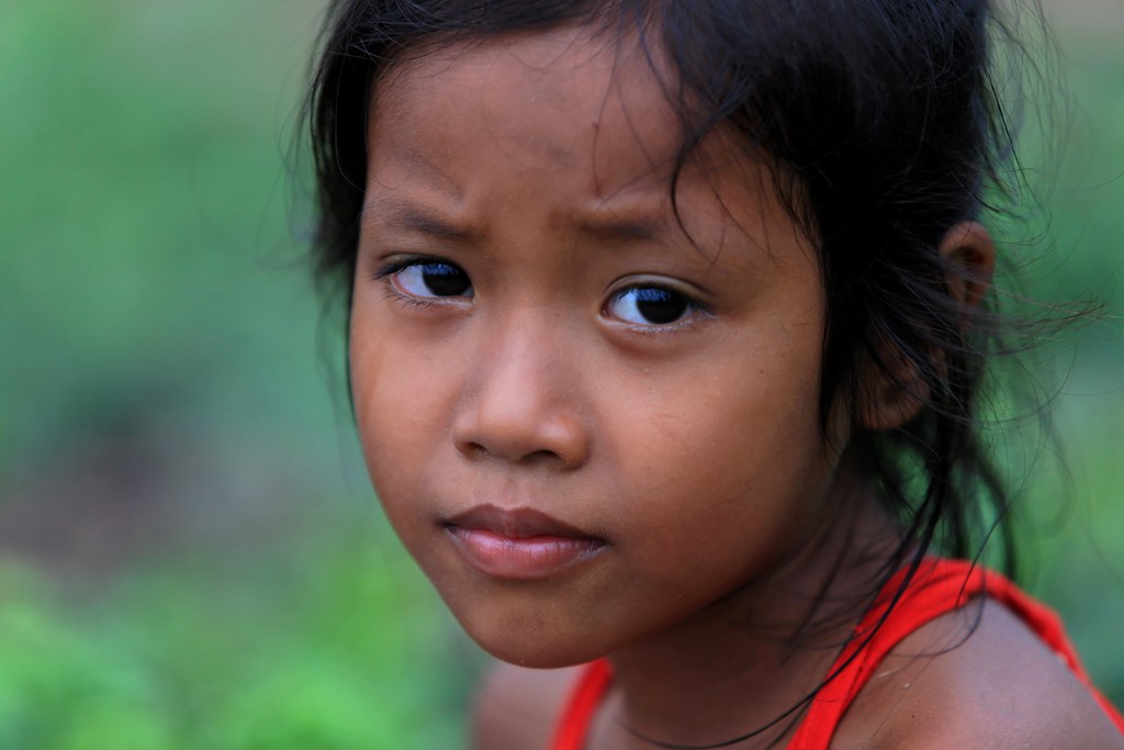 Cambodge: enfant du Tonle Sap. | Claude Gourlay | Flickr