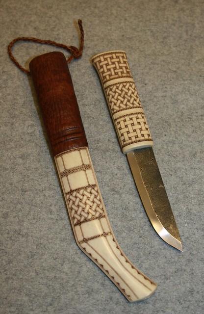 kalligraf skrubbe Lull Sydsamisk kniv av Tomas Magnusson. Knife with reindeer hor… | Flickr