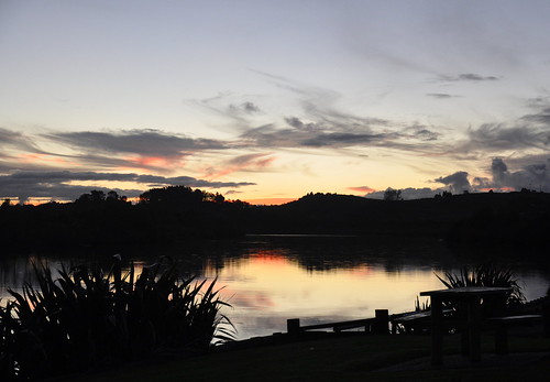 sunset newzealand sky reflection river evening nikon waikato clous d90 waikatoriver