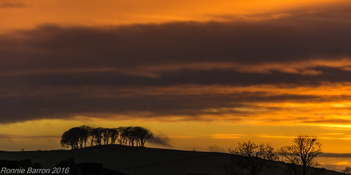ayrshire rcb4j ronniebarron scotland sonyslta77v sonydt18250mmf3563 art photography sunset valley sky evening night gloaming sunsetting