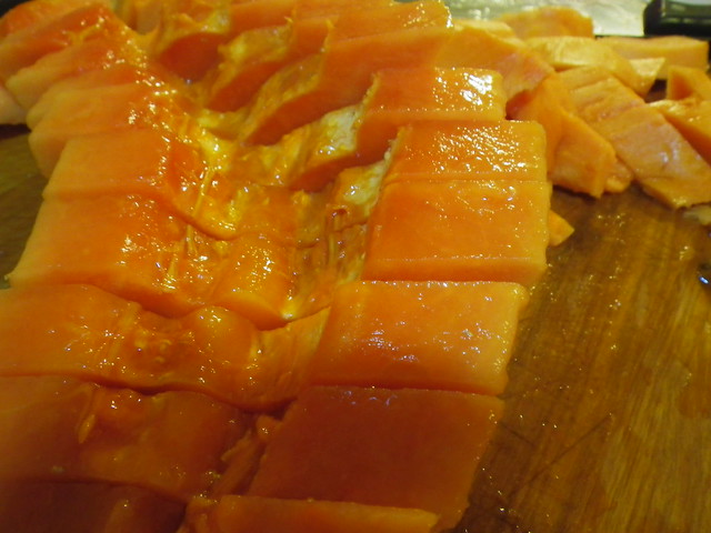 Sliced papaya - h7748