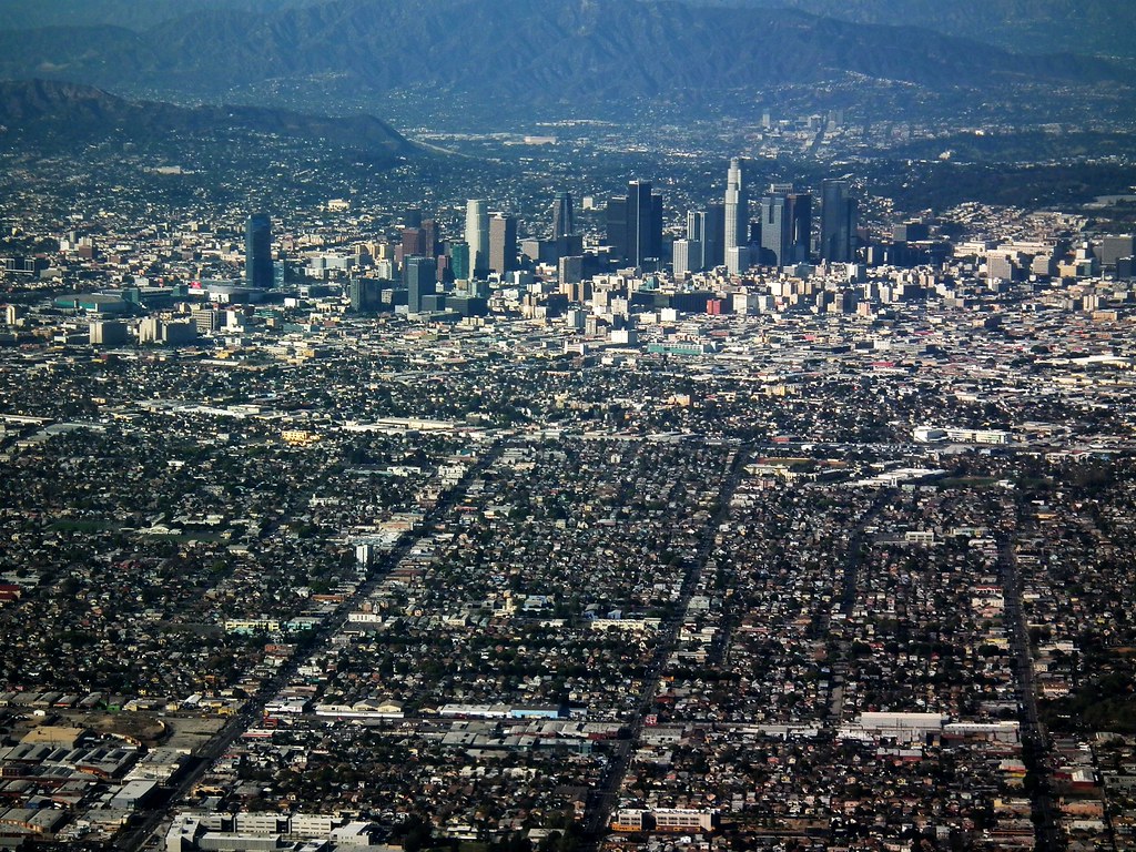 Лос анджелес население