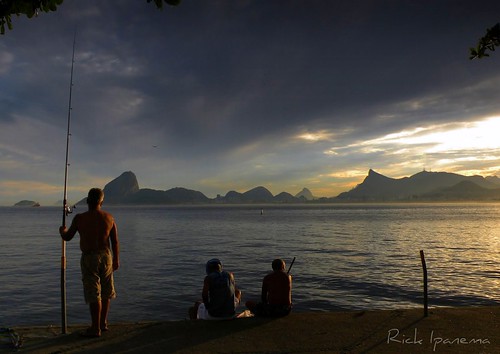 Pescando na Praia Vermelha - Niteroi - Rio de Janeiro | Flickr