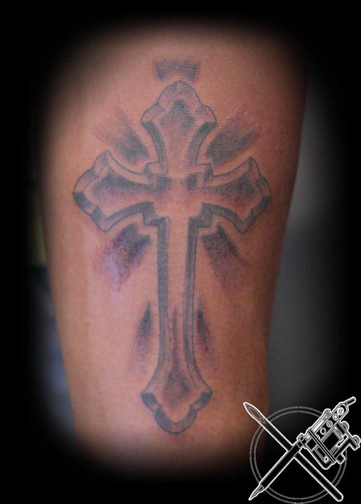 Cross with Sunrays | Clinton Naiddo Primal Culture Tattoo St… | Flickr