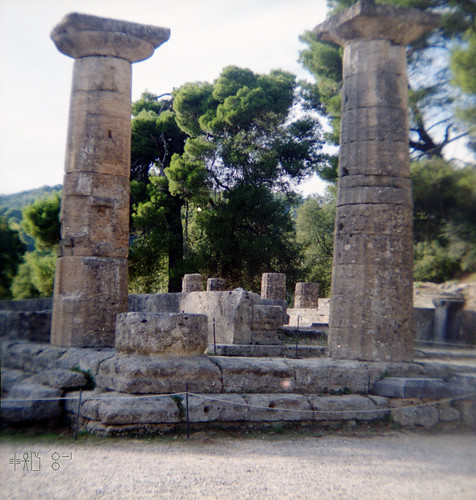 film vintage ancient ruins fuji superia games greece stereo olympia fujifilm olympics olympicgames antiquity archaic peloponnese fujicolour stereorocca shellylimestone