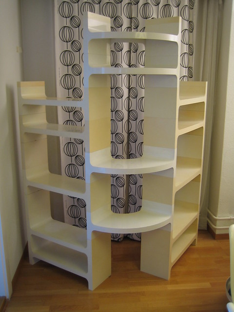 vardani Design modular shelf space age design
