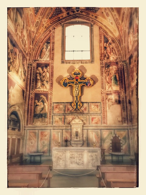 Crucifix by Niccolò Gerini, Cappella Castellani, Basilica di Santa Croce, Florence, Italy.