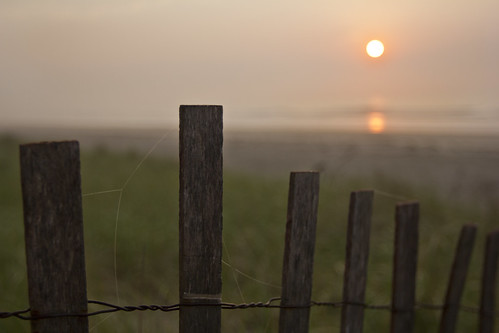 beach sunrise fence maine may 2012 ogunquit