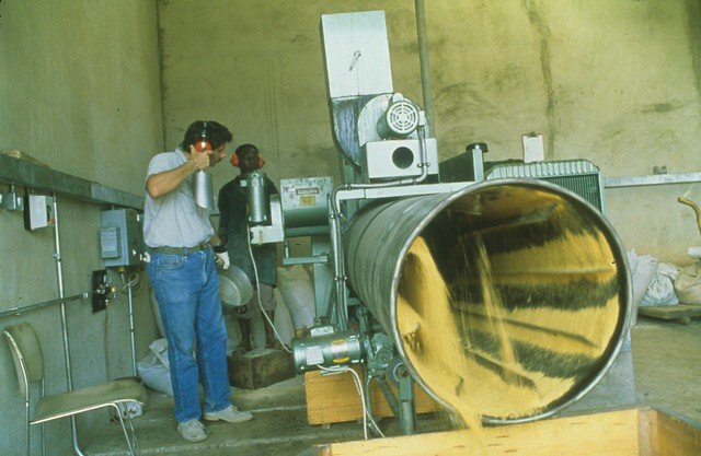 Soybean processing machine