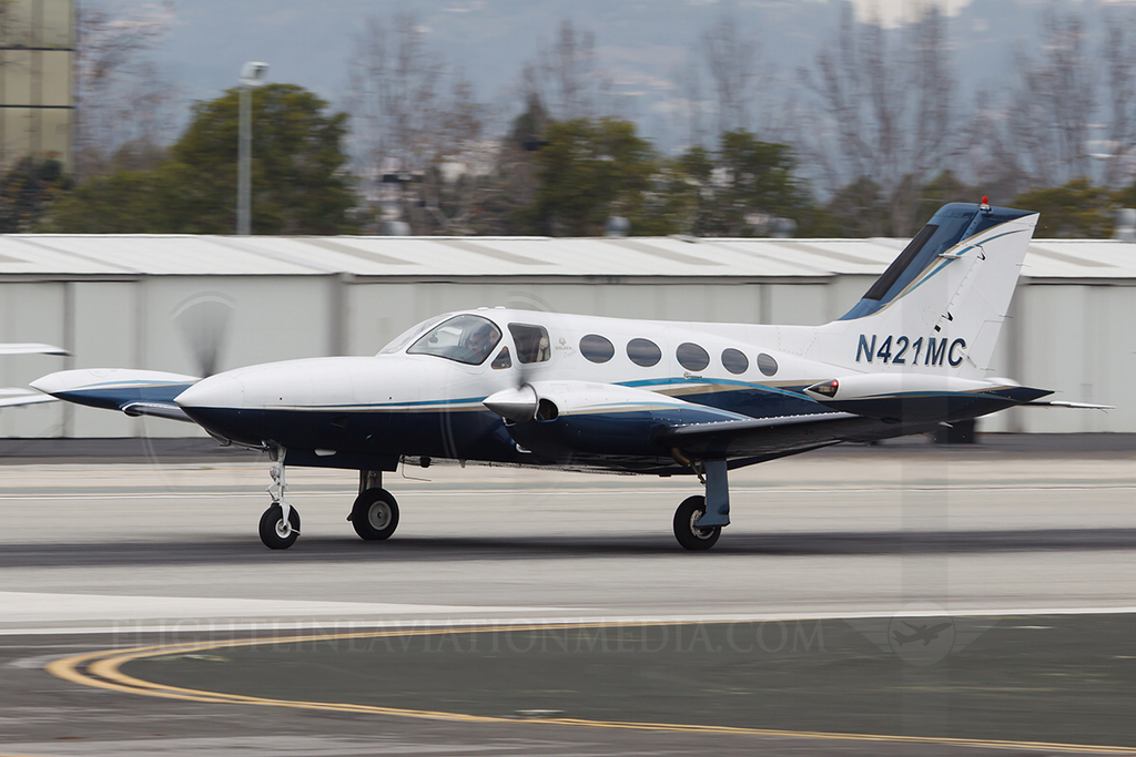 421b Cessna 421B Golden Eagle N421MC | Built in 1972 | Bruce Leibowitz | Flickr