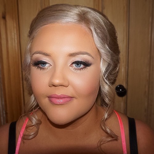 Can't get enough of this face 😍 #bridesmaid #makeup bye me 💖 #instamakeup #pinklips #bridesmaidmakeup #wedding #weddingideas #weddingmakeup #mac #mua #makeover #makeupbyme #makeuplover #makeupjunkie #makeupaddict #makeupartist # | by sabrina_pmua