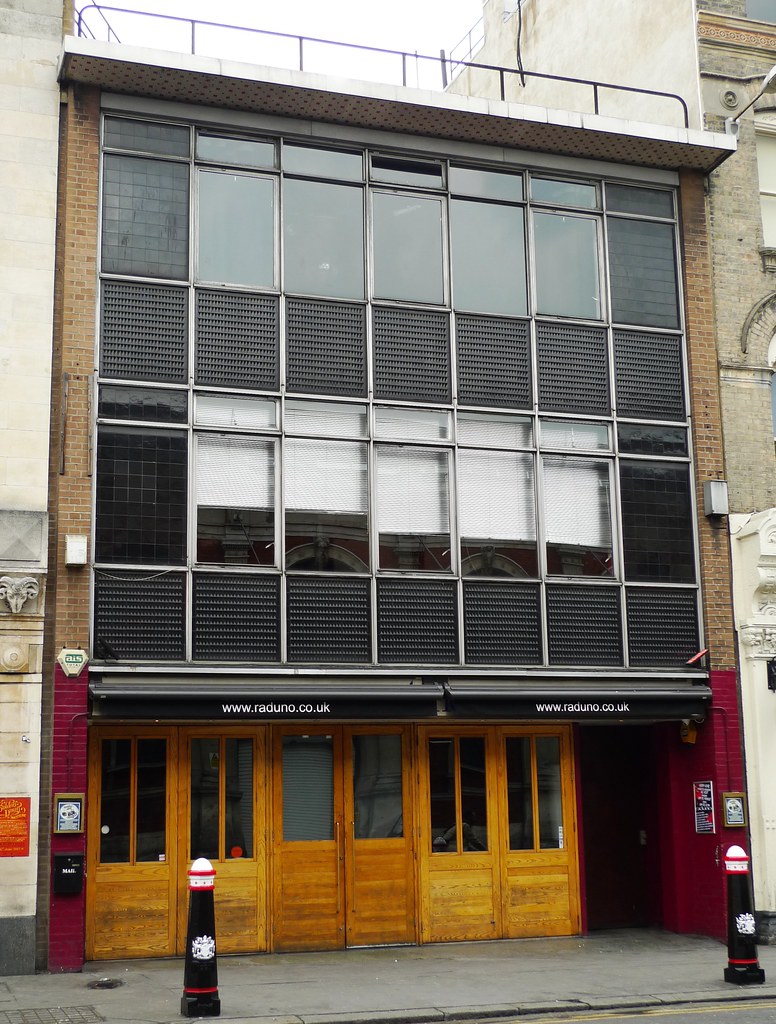 Raduno, Smithfield, EC1