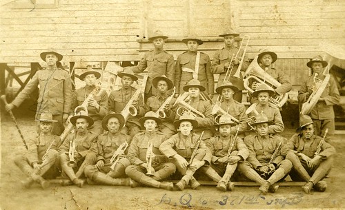 N_2009_4_162 371st Infantry Band 1917