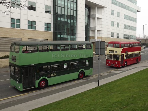 Municipal 40 144, Leeds Leyland Atlantean CUB331C & Huddersfield Daimler Fleetline KVH473E | by Yorkshire66