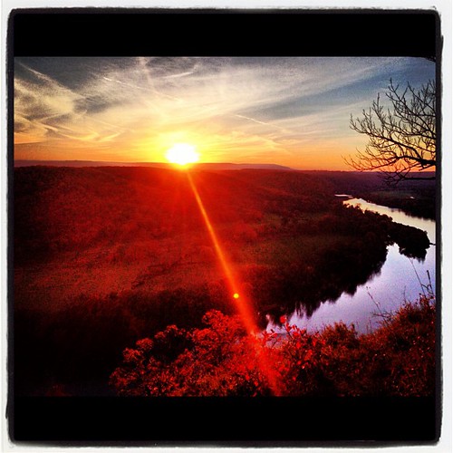 upload by RanStevens, square lofi squareformat iphoneography instagramapp uploaded:by=instagram