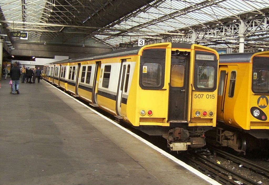507018_Kirkdale_1909040002 | On 19/09/04, 507015 has just ar… | Flickr