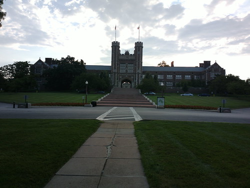 Brookings Hall - Washington University in St. Louis