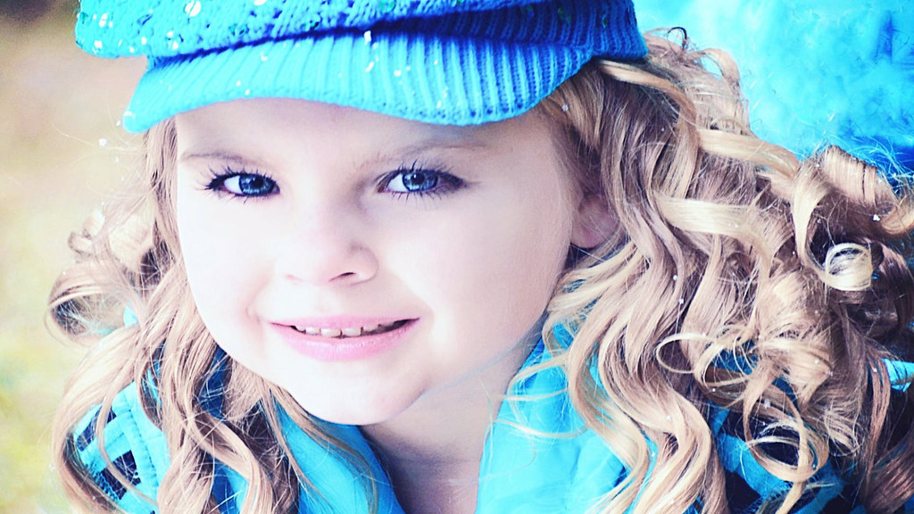 Cute Blue Eyes Baby Girl HD Wallpaper | Download Cute Blue E… | Flickr