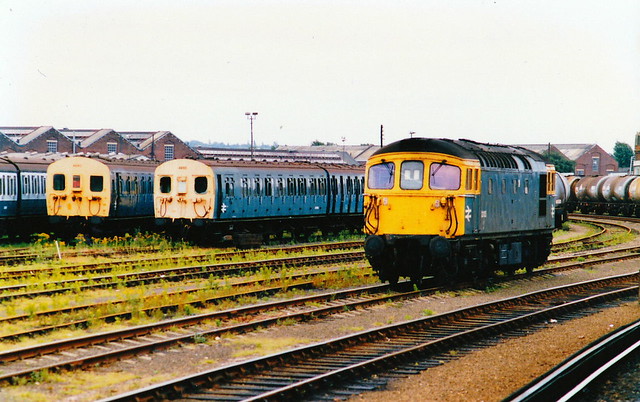 33105 and 4660-4280 at eastleigh