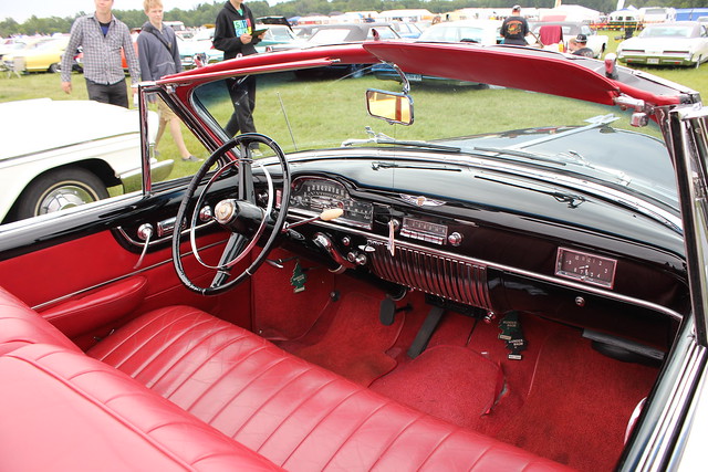 Cadillac 1950 interior