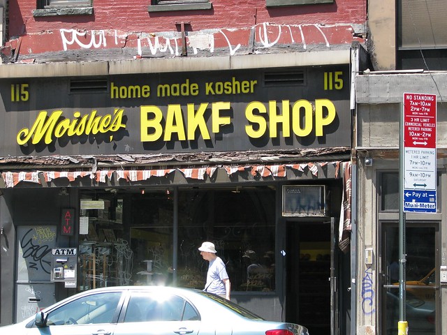 Moishe's Bake Shop, 2nd Ave.