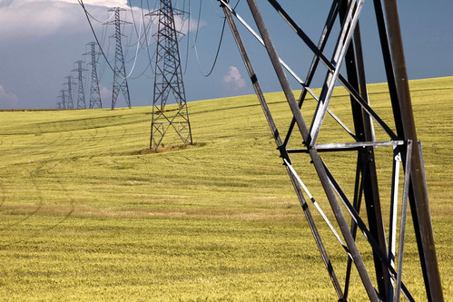 ian sane images powerfully fortified grain cereal wheat field power lines towers pylons electricity electrical geer salem oregon state street farm land agriculture landscape photography rural