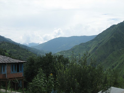 mountain river valley monsoon himalaya manali himachal beas parvati