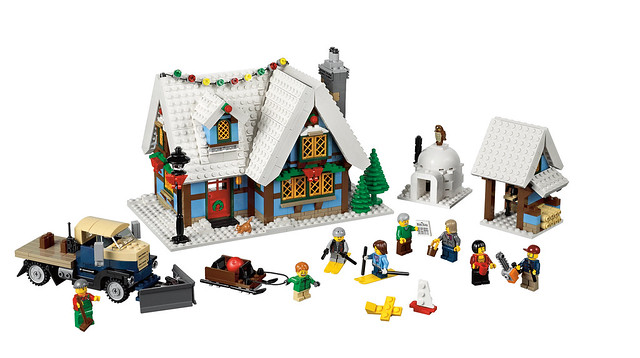 10229 Winter Village Cottage (3)