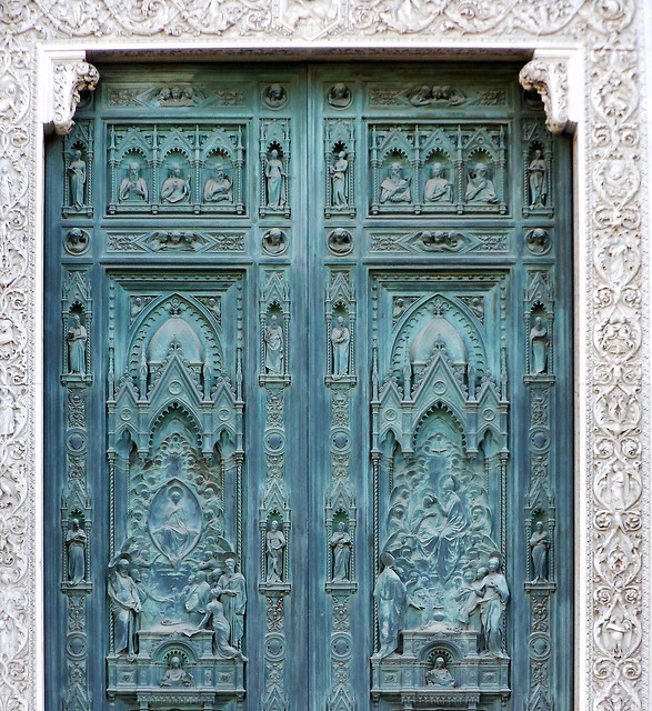 Puerta de la catedral de Florencia