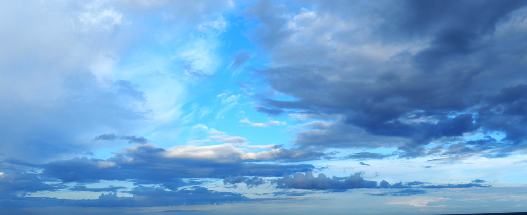 Cloudy Sky | Andrew | Flickr