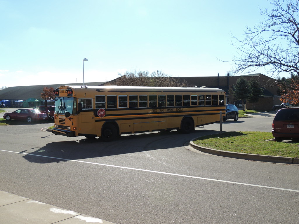 Three Rivers School Bus Three Rivers Community Schools | Nedlit983 | Flickr