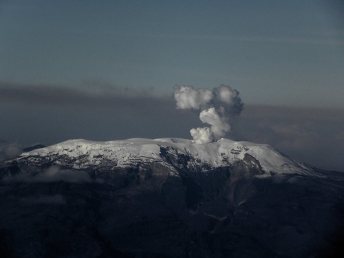 Fumarola  Nevado del Ruiz/ Fumarole Nevado del Ruiz volcano, Colombia | by jjrestrepoa (busy)