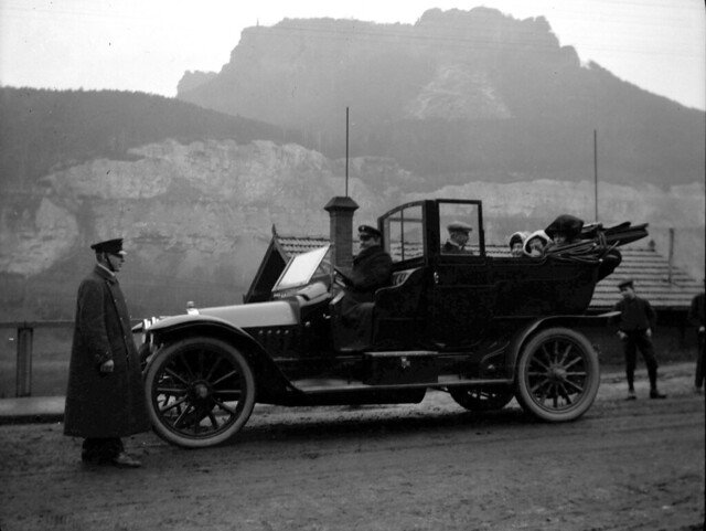 På bilferie i Tyskland (ca. 1910)