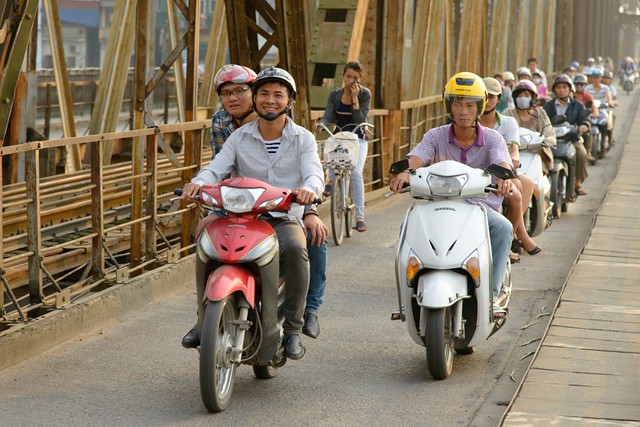 Le pont Long Bien à Hanoi