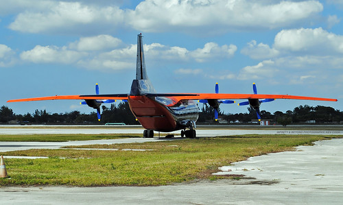 airplane airport florida aircraft air cargo russian freighter kopf opf antonov an12 opalocka cavok an12b